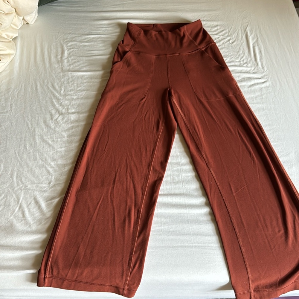 Lululemon Align Wide Leg Super High-Rise Crop 23”